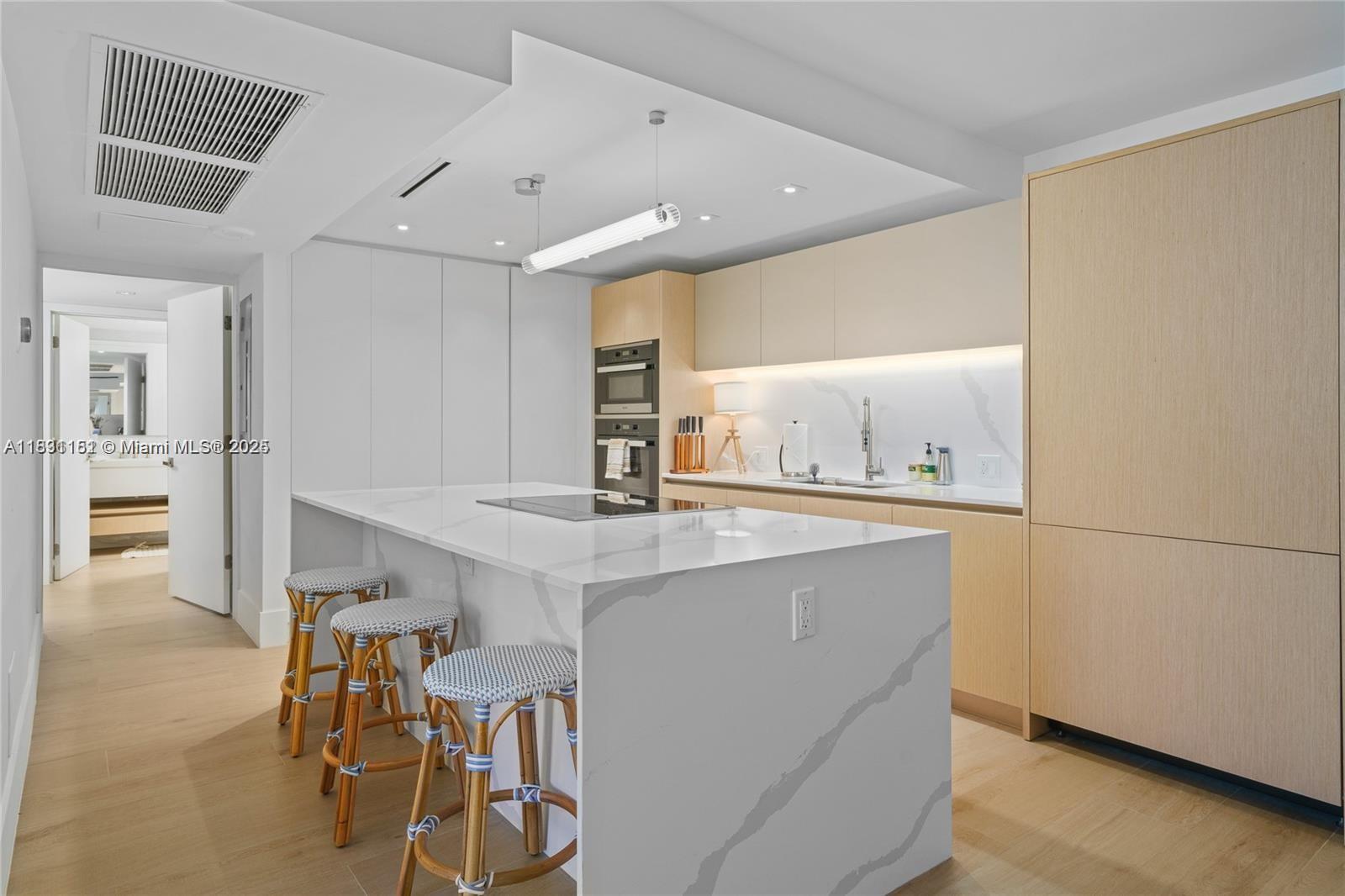 2301 Collins Ave #407, Miami Beach, Florida image 6