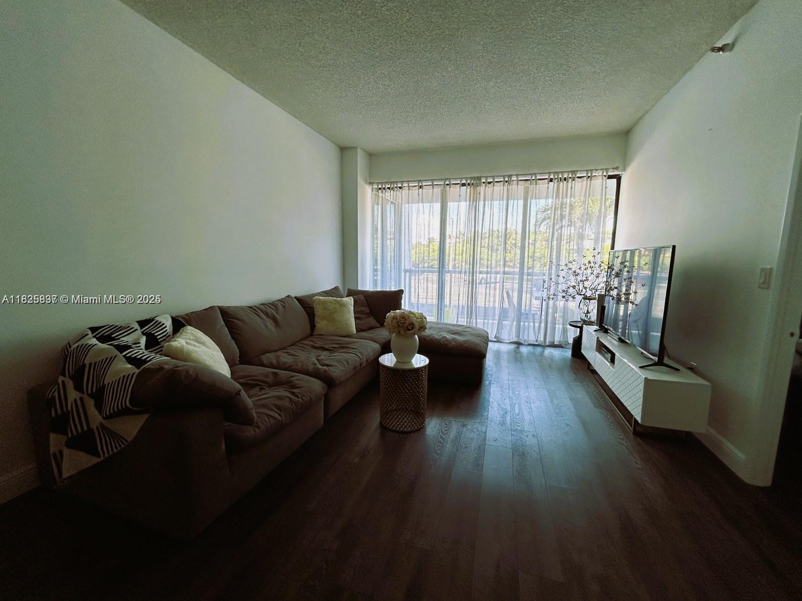 20515 E Country Club Dr #142, Aventura, Florida image 7