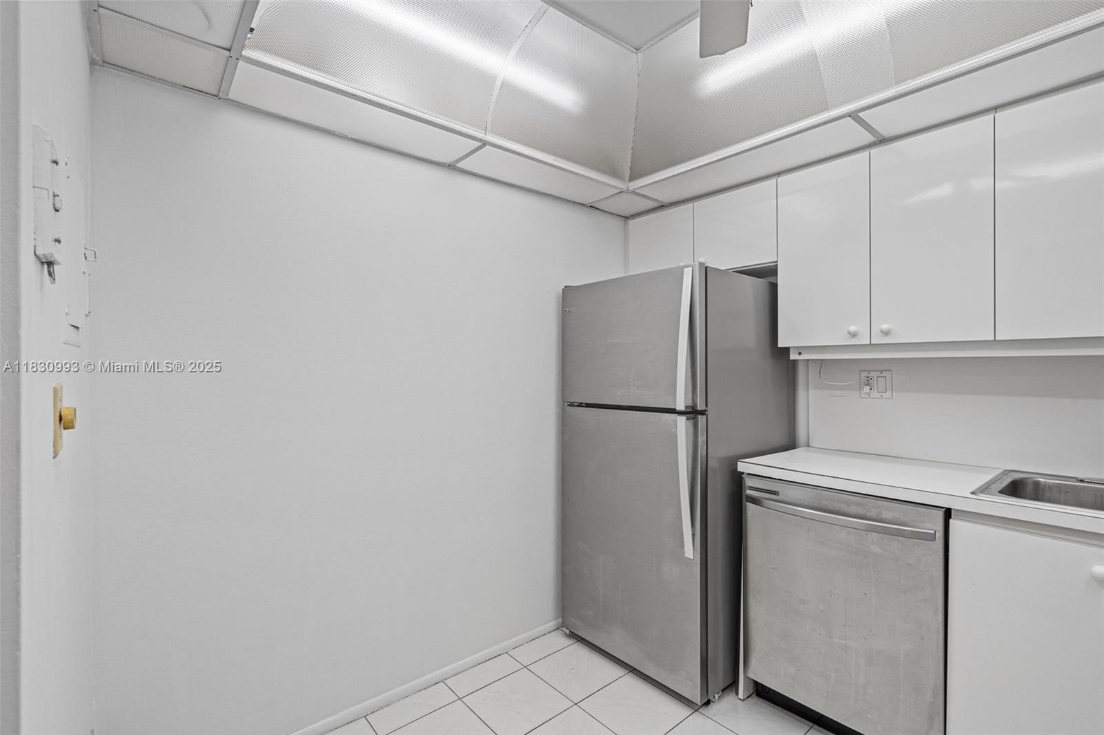 2030 S Ocean Dr #216, Hallandale Beach, Florida image 18