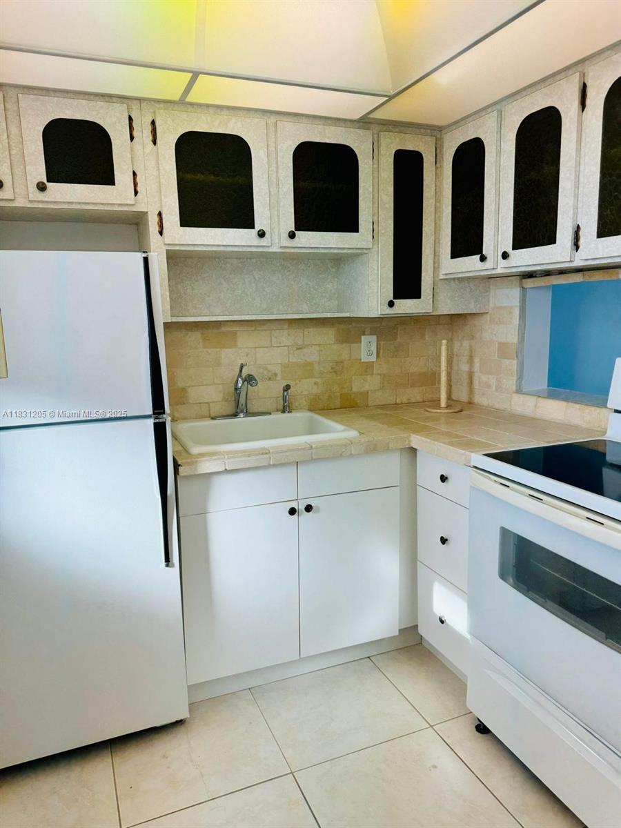 Property photo # 4