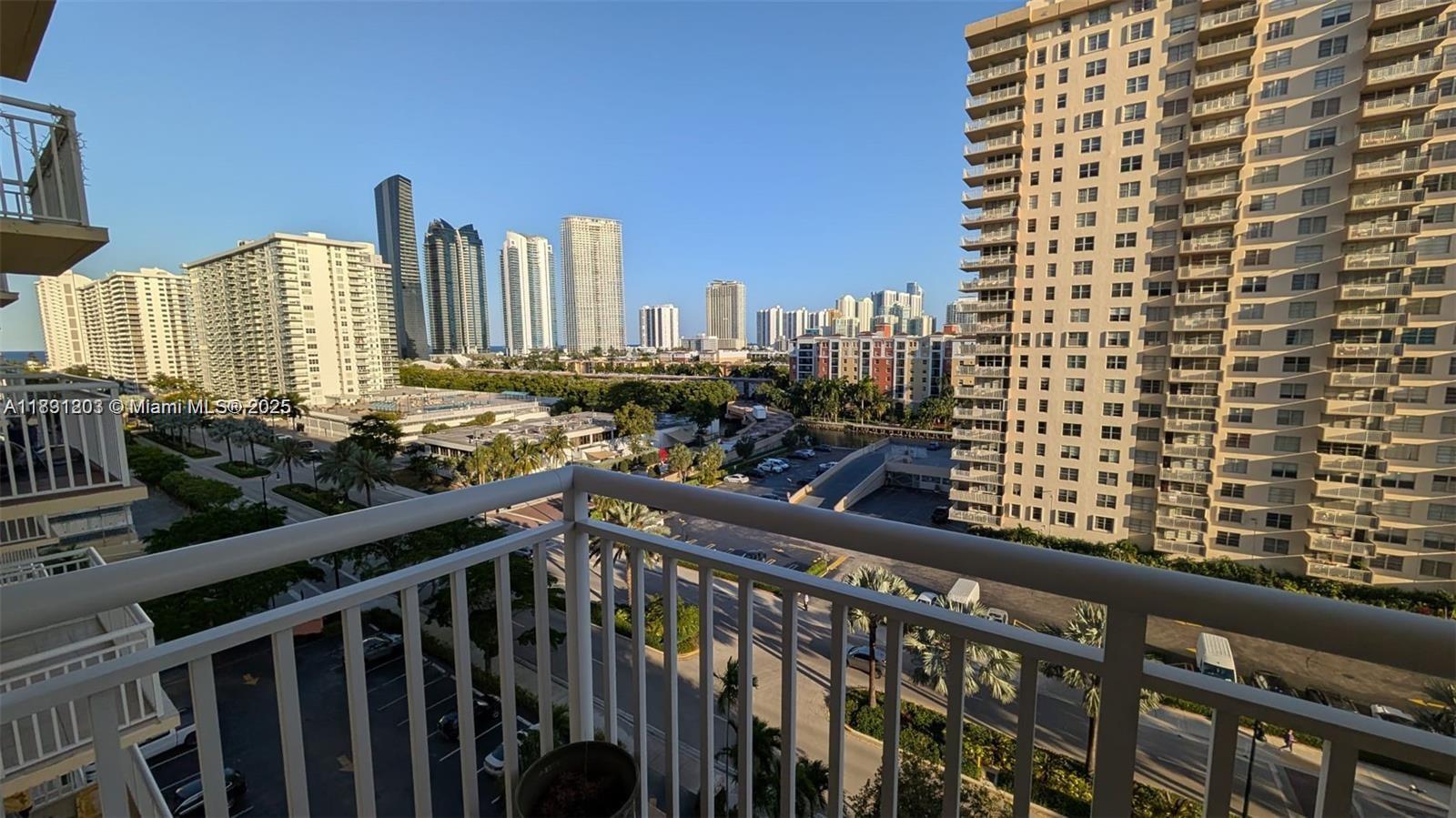 251 174th St #911, Sunny Isles Beach, Florida image 15