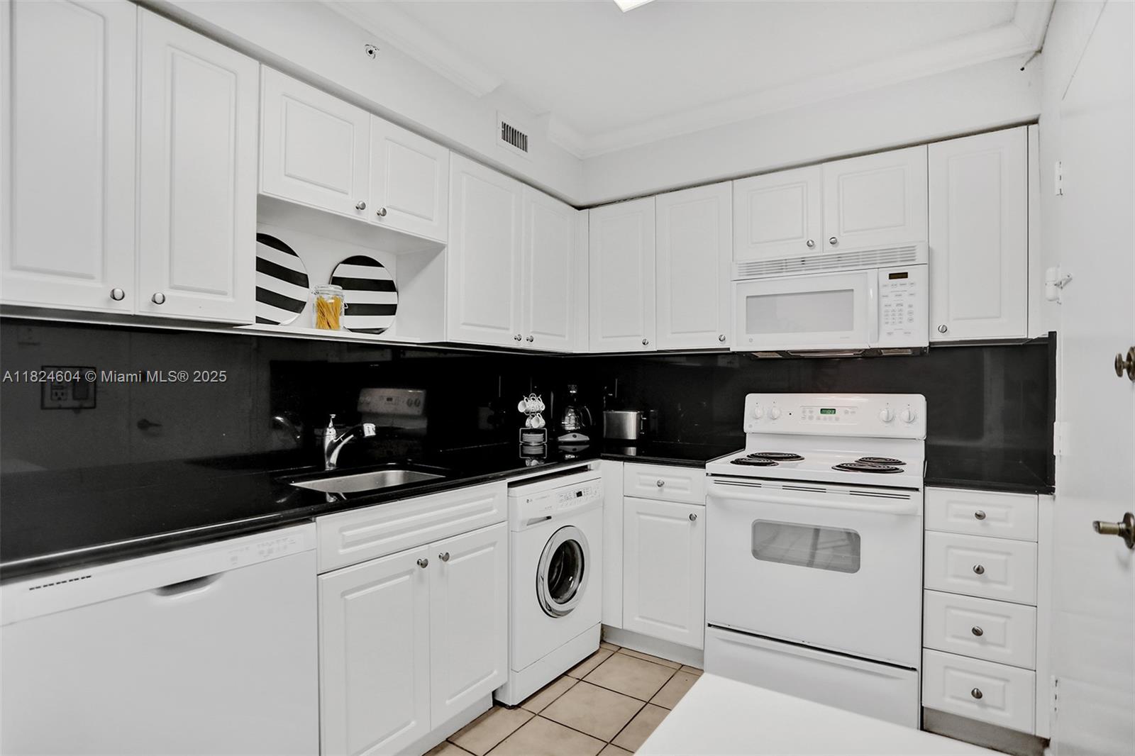Property photo # 7