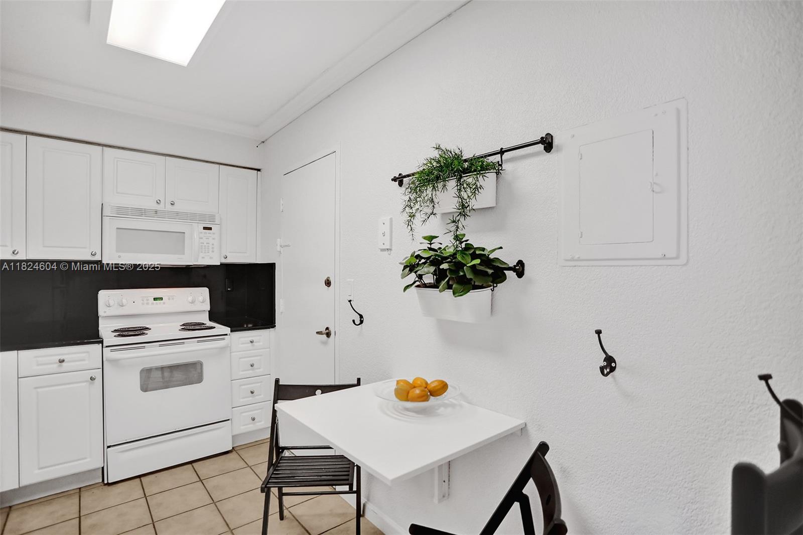 Property photo # 3