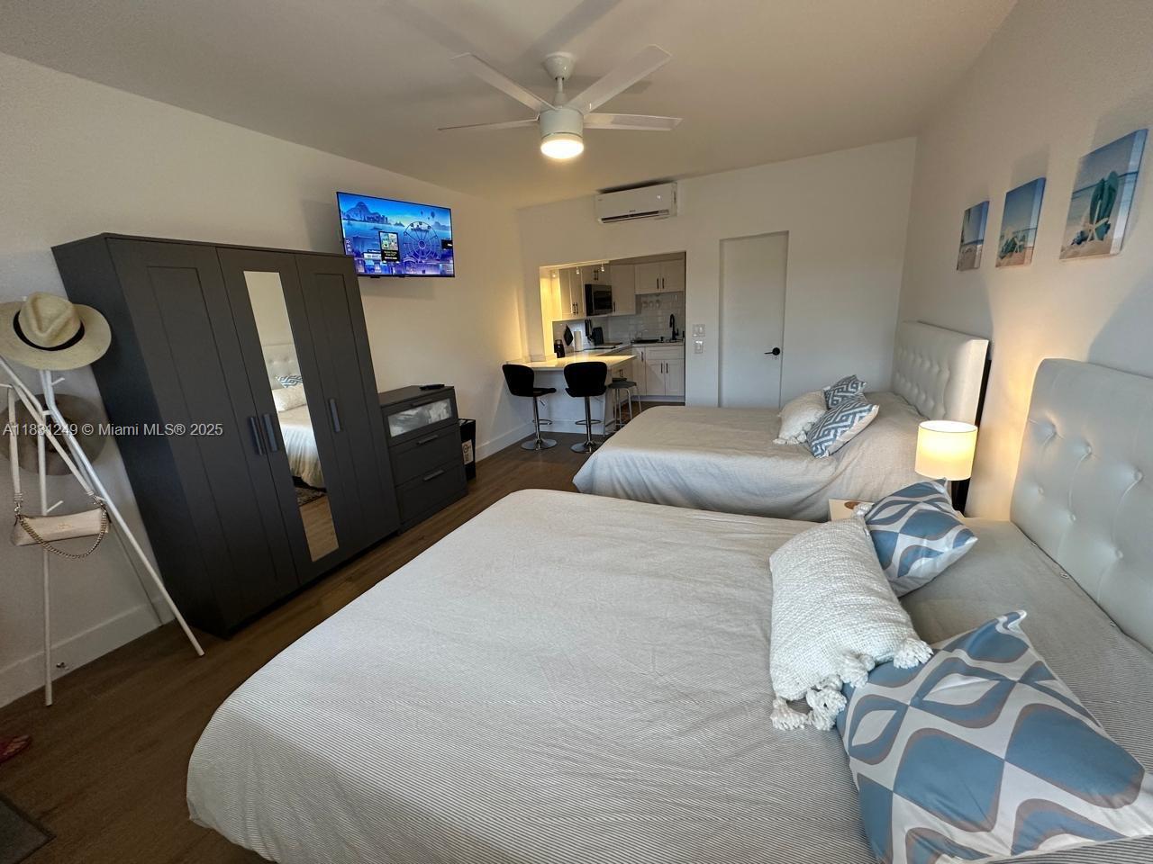26 Diplomat Pkwy #2214, Hallandale Beach, Florida image 10