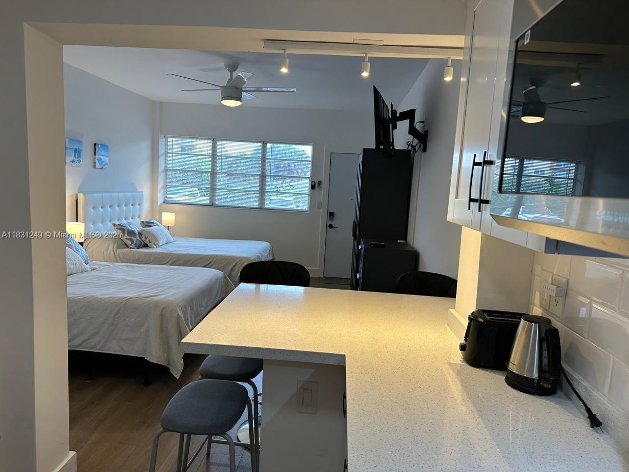 26 Diplomat Pkwy #2214, Hallandale Beach, Florida image 3