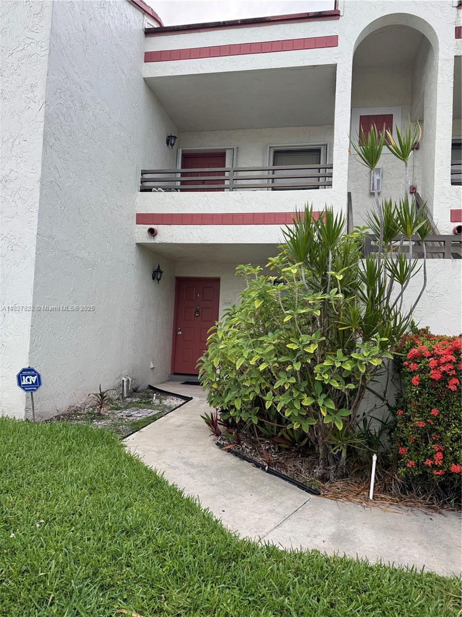 Property photo # 0