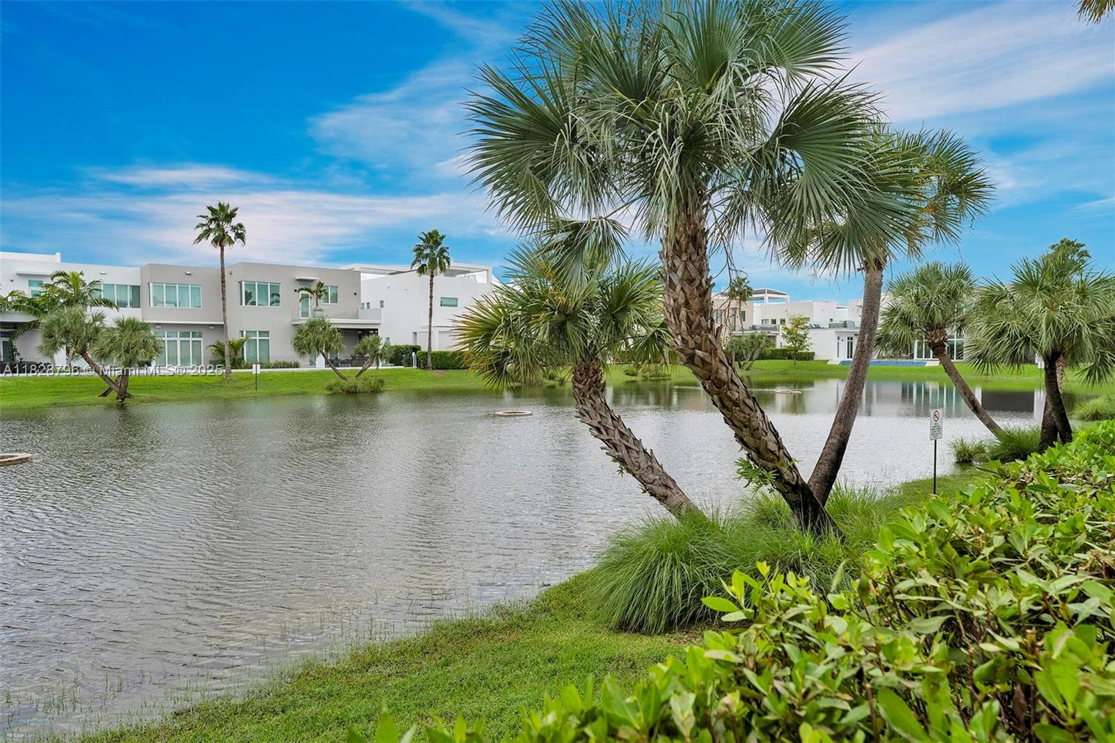 10573 NW 67th Ter, Doral, Florida image 3