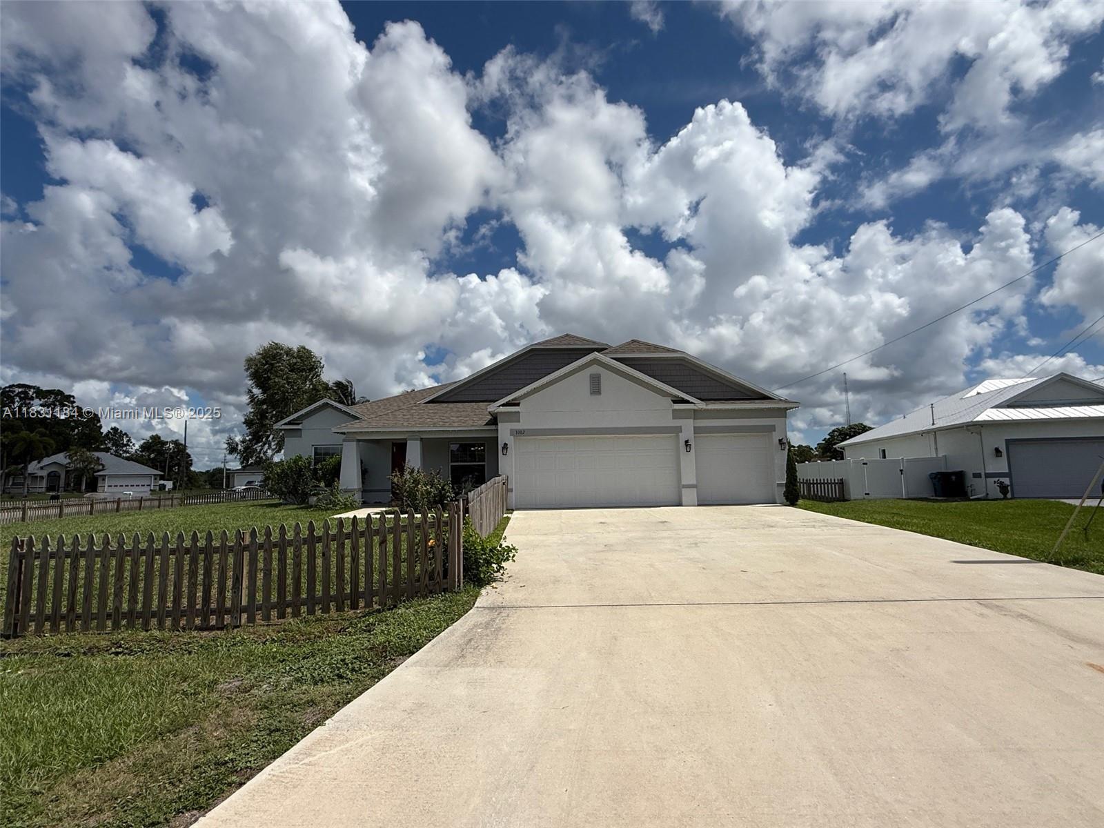 1002 SW College Park Rd, Port Saint Lucie, Florida image 4