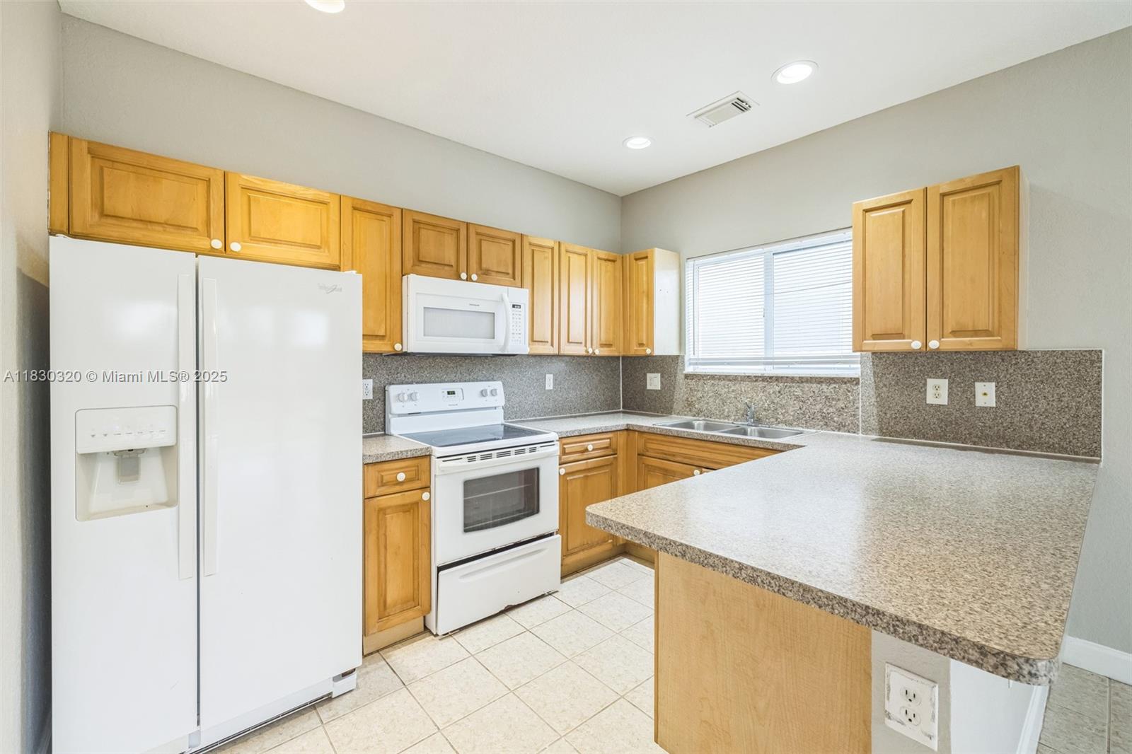 3156 NE 4th St, Homestead, Florida image 2