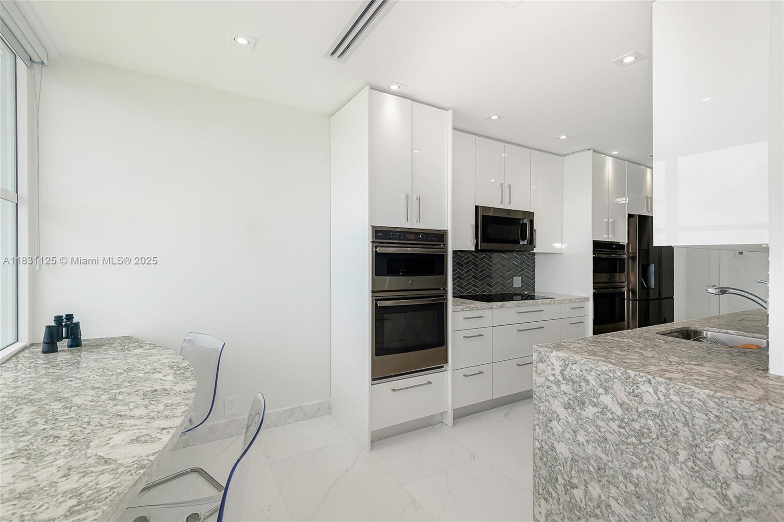9511 Collins Ave #1502, Surfside, Florida image 10