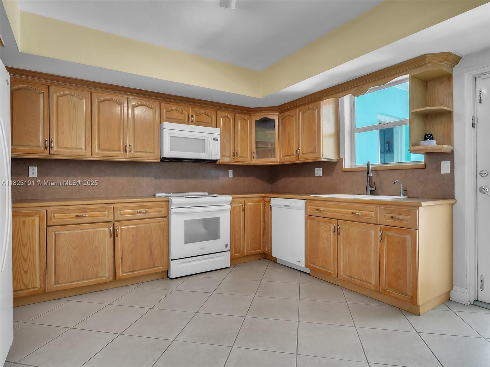 Property photo # 7