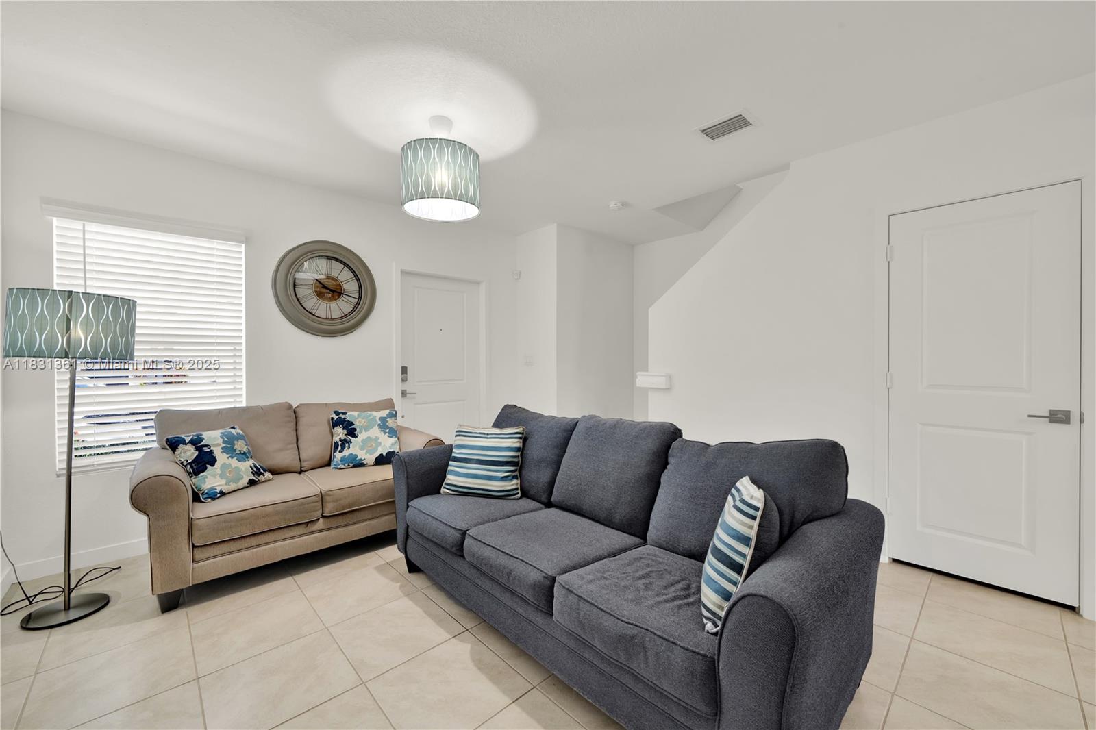 544 NE 5th St, Florida City, Florida image 3