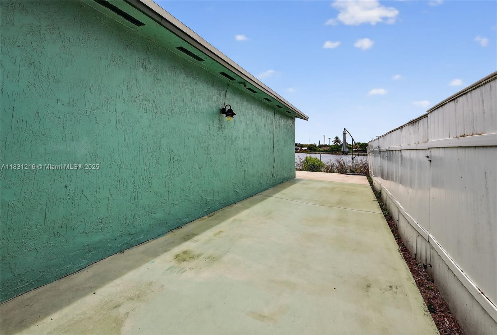 19415 NW 33rd Ct, Miami Gardens, Florida image 12