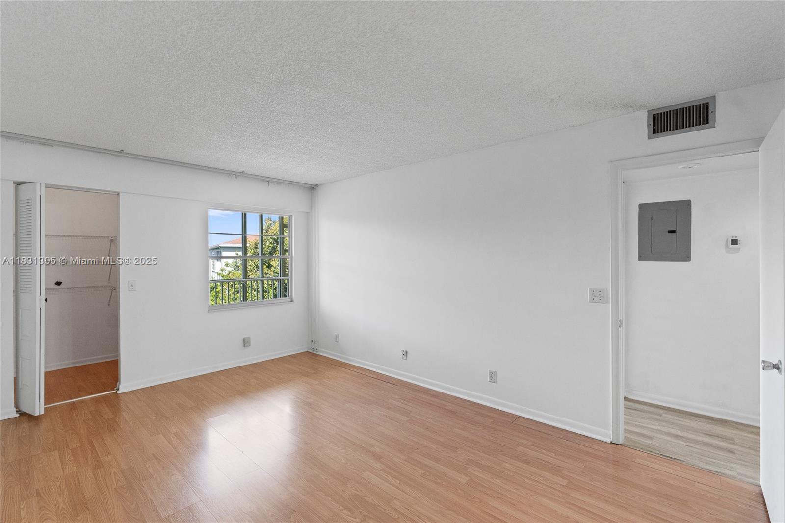 300 SW 134th Way #413E, Pembroke Pines, Florida image 18