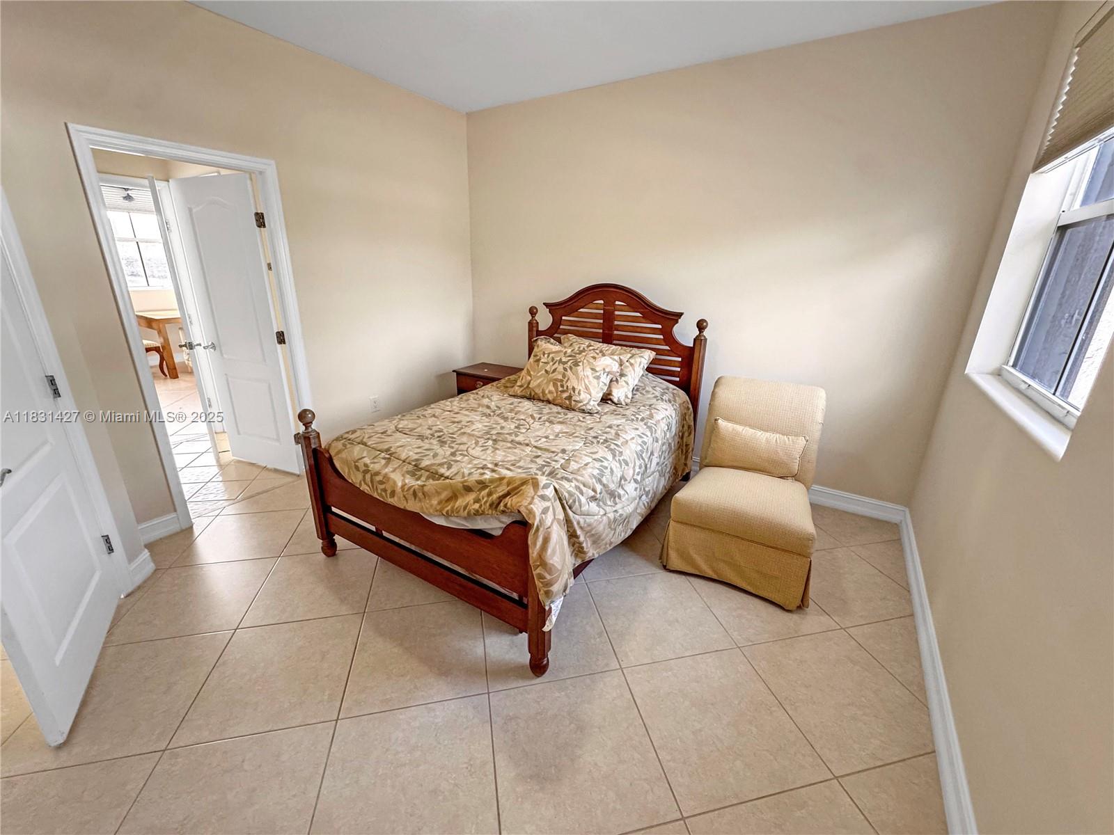 21033 NE 32nd Ave, Aventura, Florida image 18
