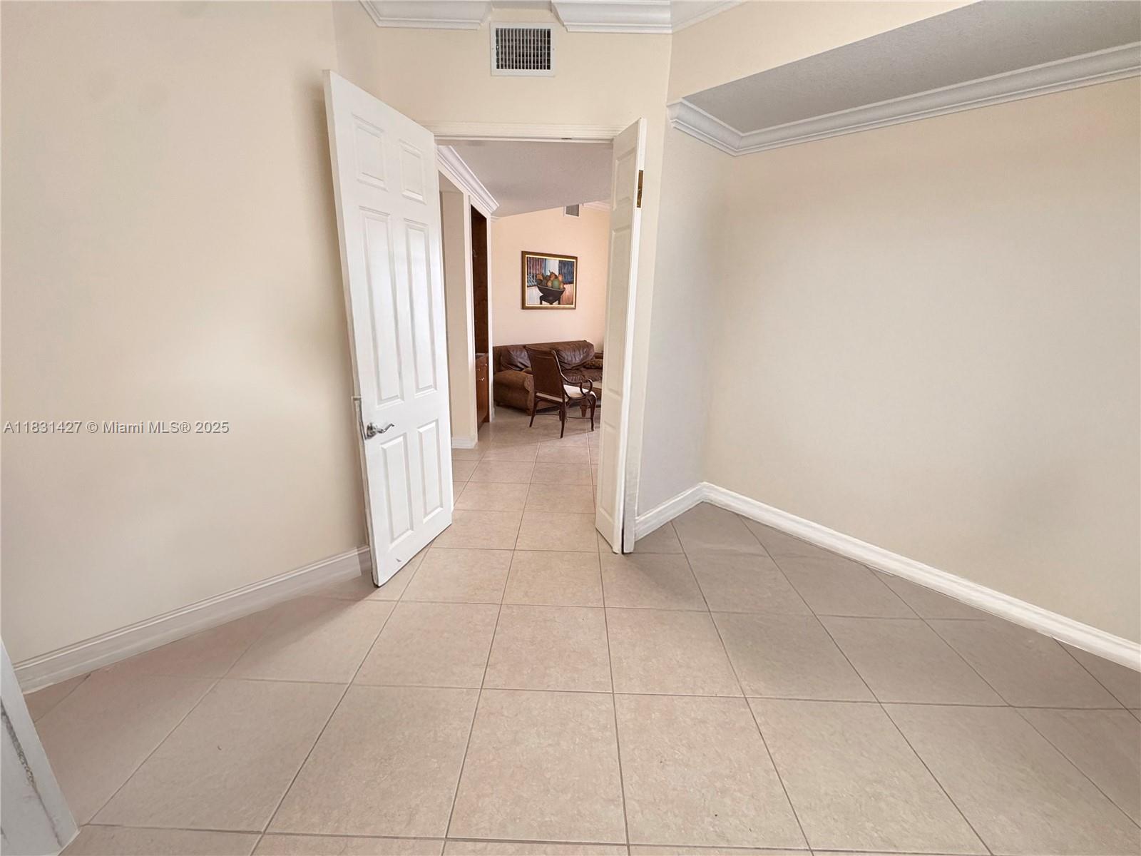 21033 NE 32nd Ave, Aventura, Florida image 21