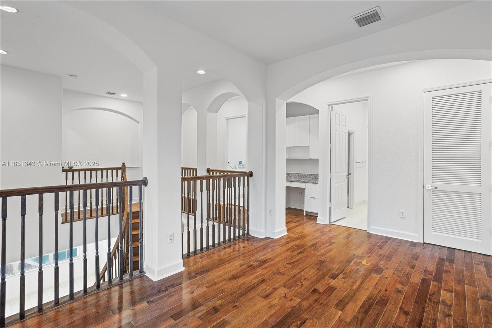 11388 NW 68th St, Doral, Florida image 26