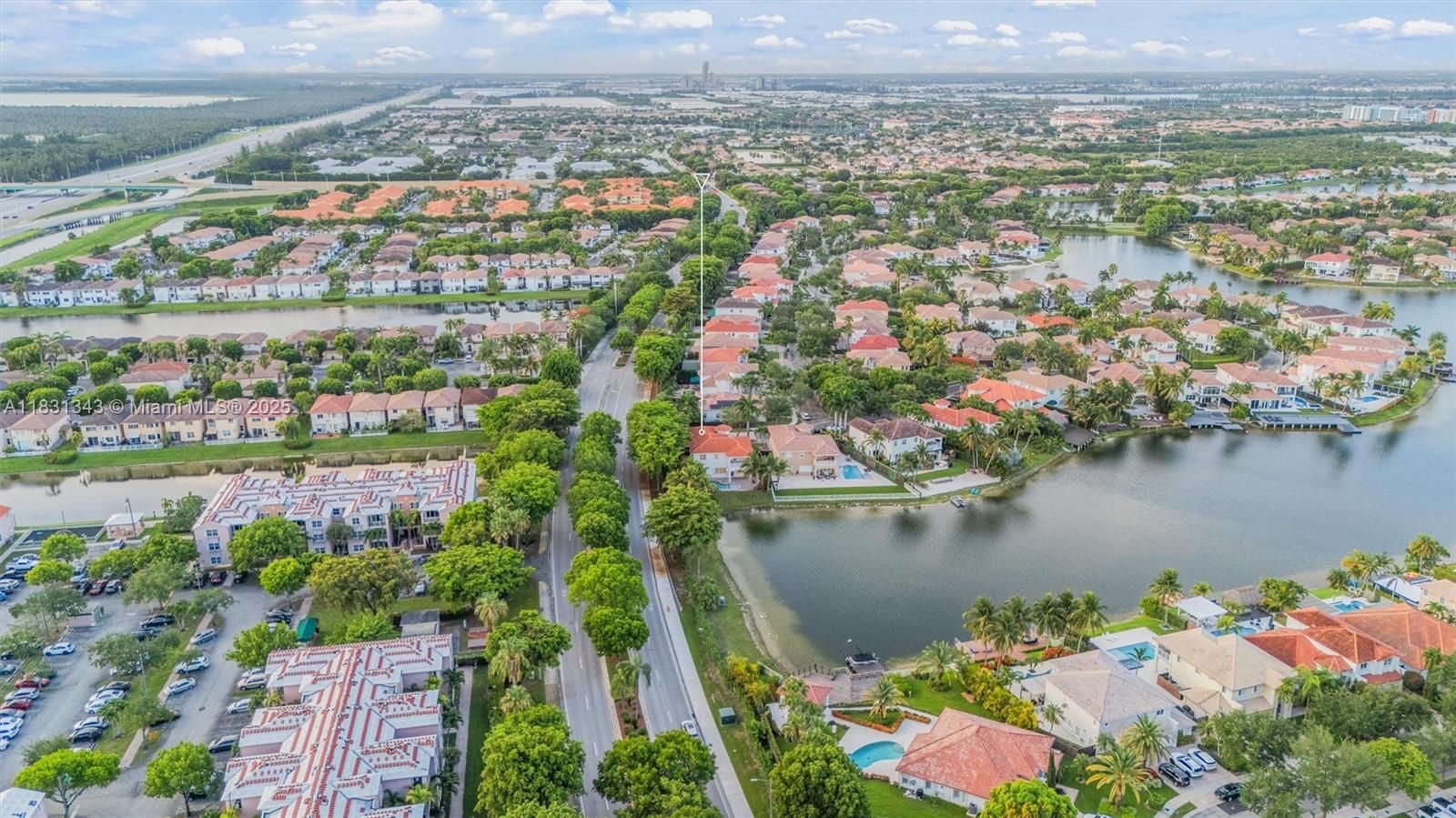 11388 NW 68th St, Doral, Florida image 5