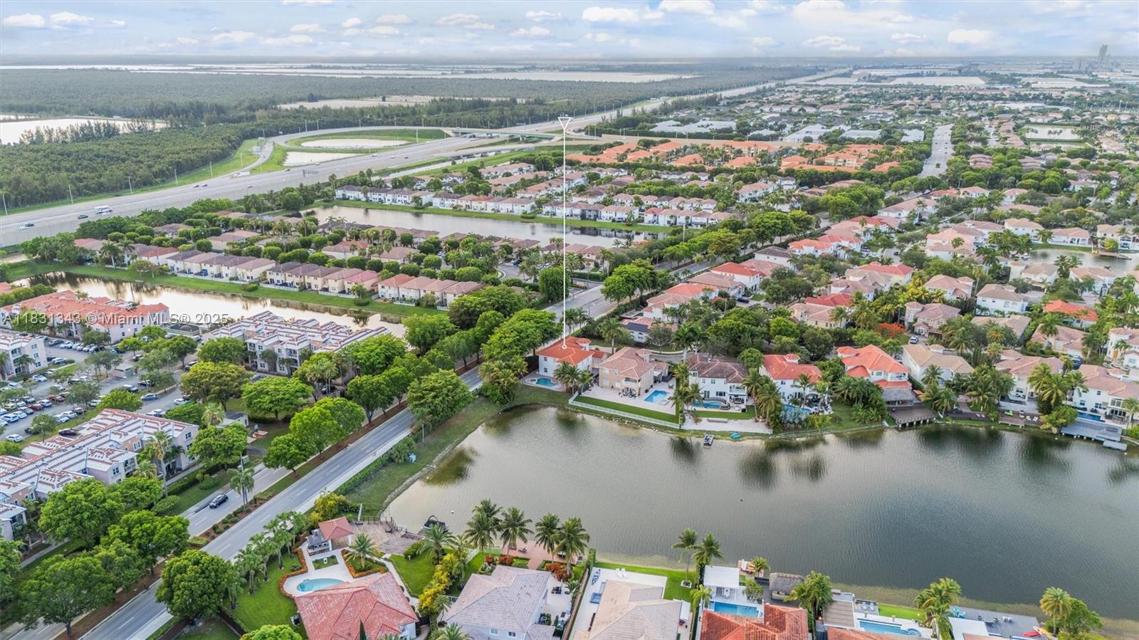 11388 NW 68th St, Doral, Florida image 6