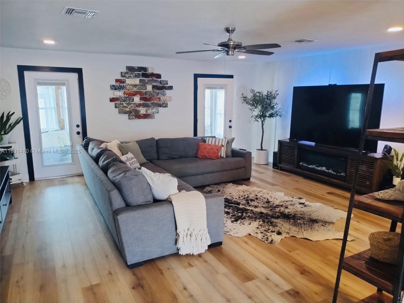 2575 Indian Hills Ct, Titusville, Florida image 6