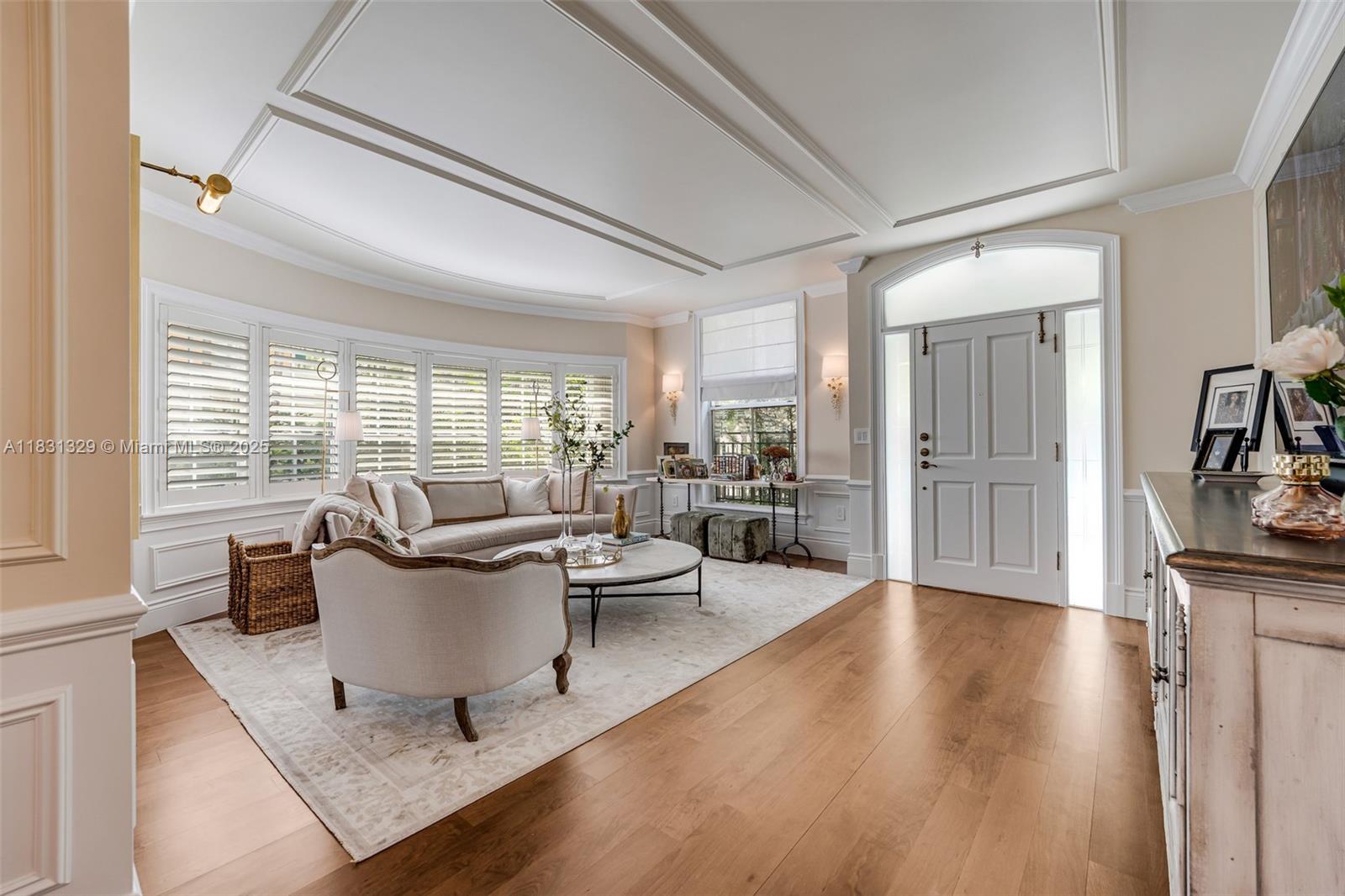 618 Valencia Ave #101, Coral Gables, Florida image 4