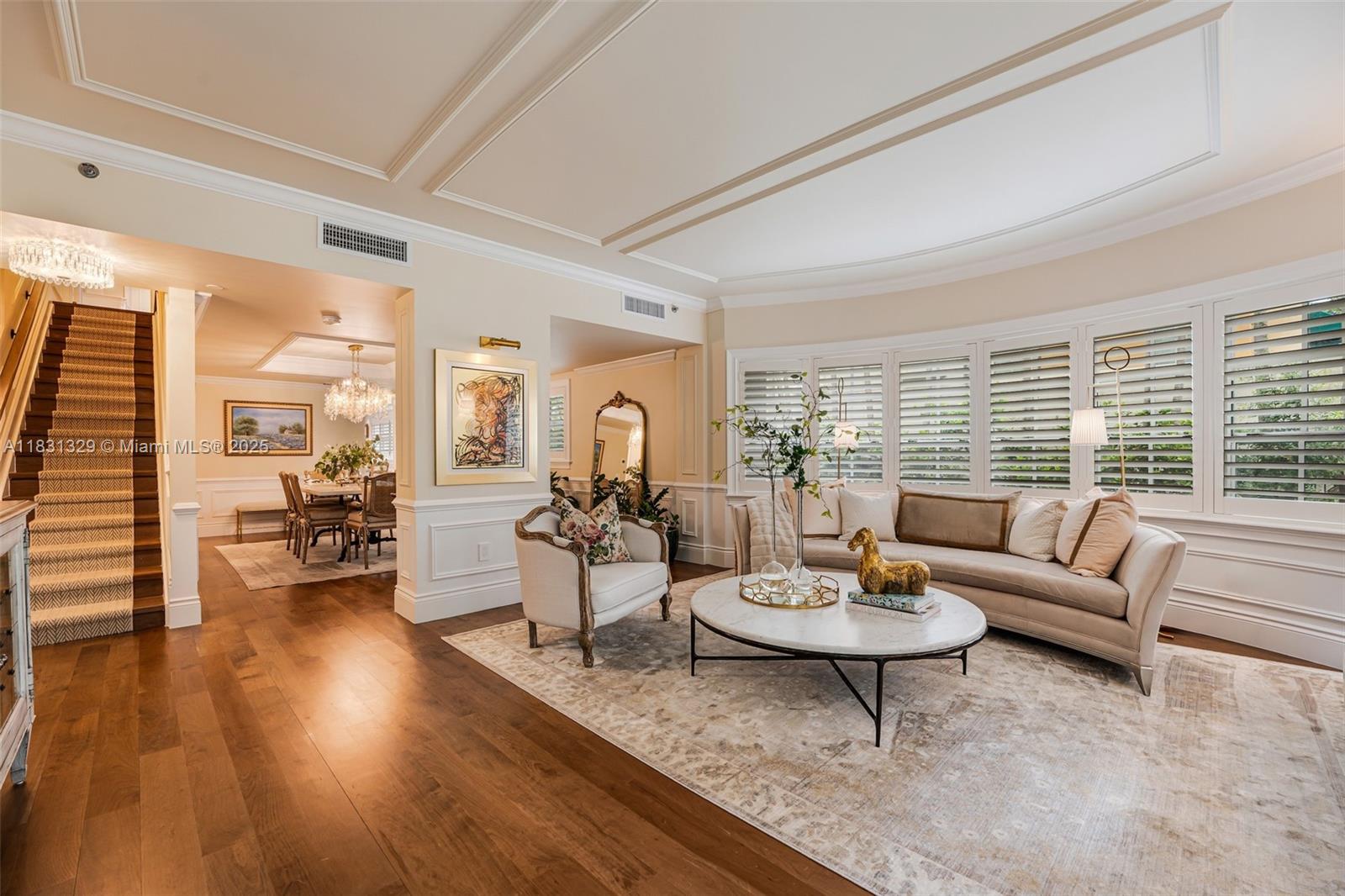 618 Valencia Ave #101, Coral Gables, Florida image 5