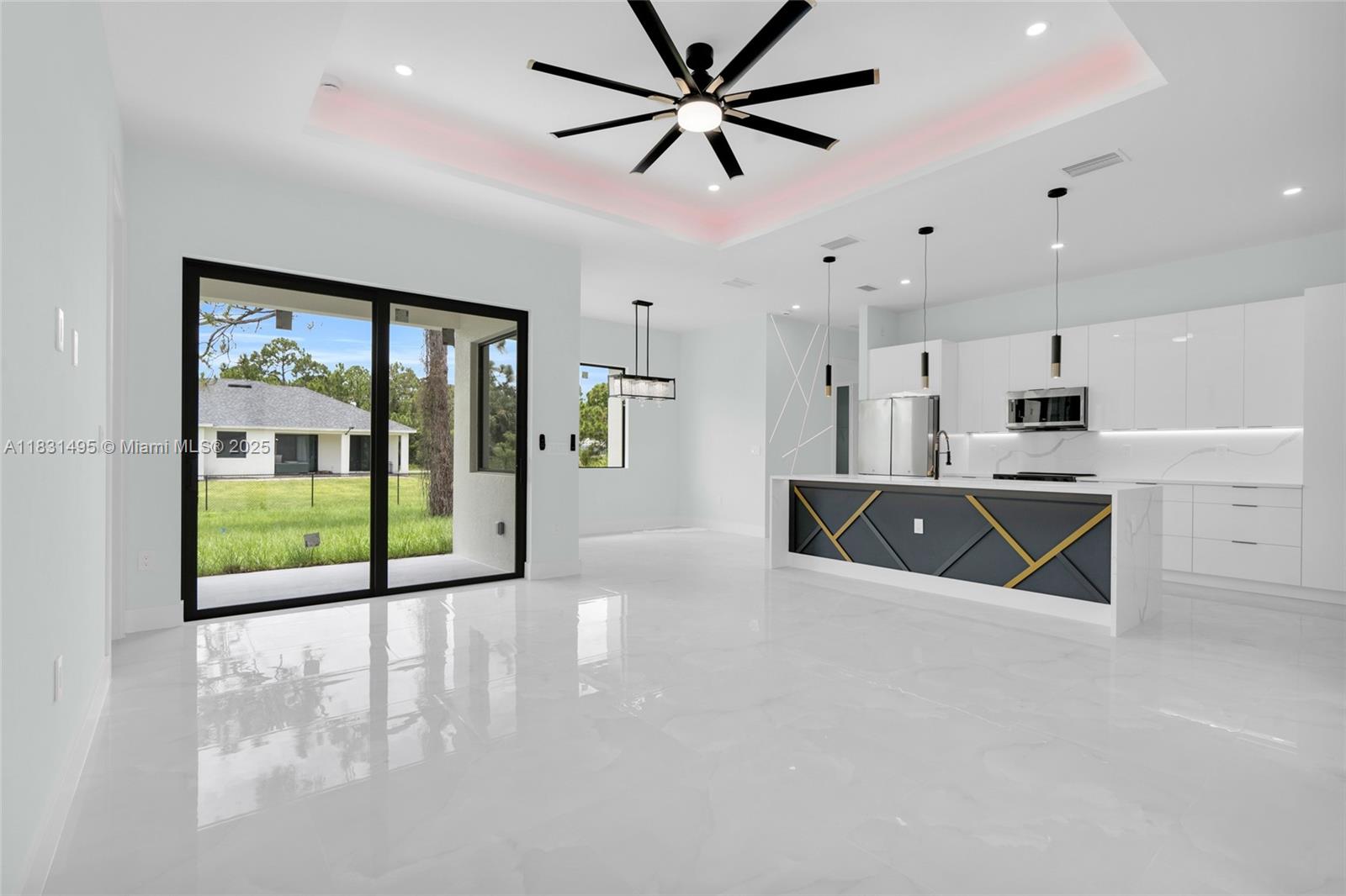 3209 45th St Sw, Lehigh Acres, Florida image 2