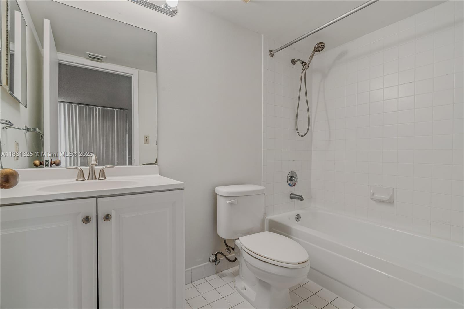 Property photo # 9