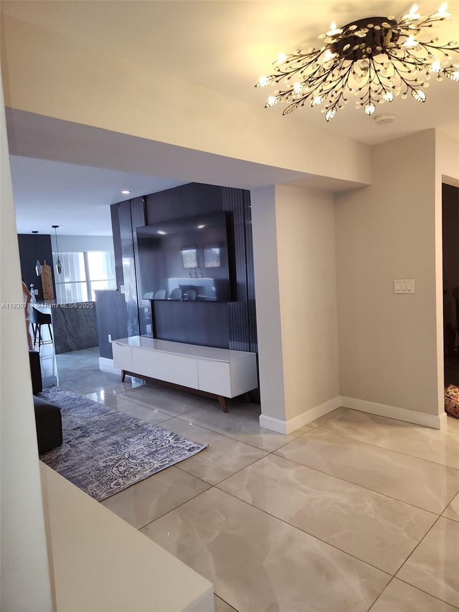 1075 92nd St #405, Bay Harbor Islands, Florida image 21