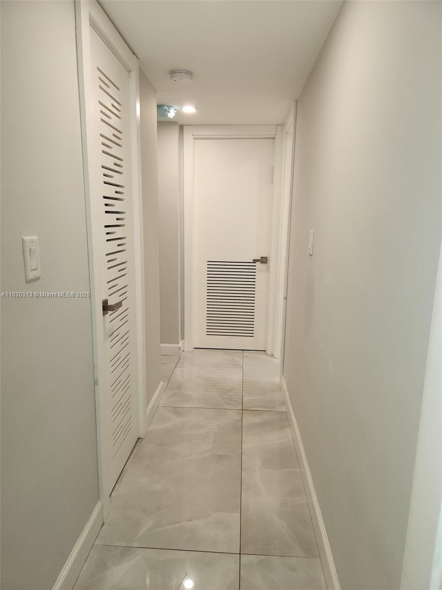 1075 92nd St #405, Bay Harbor Islands, Florida image 9