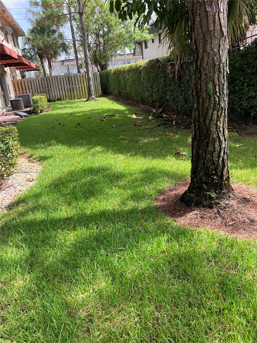2921 NW 33rd Ter, Lauderdale Lakes, Florida image 2