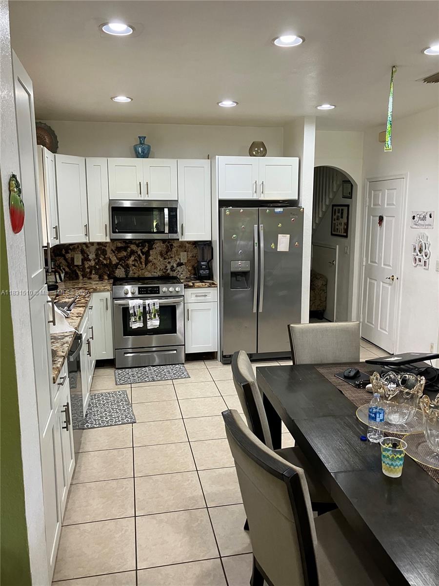 2921 NW 33rd Ter, Lauderdale Lakes, Florida image 3