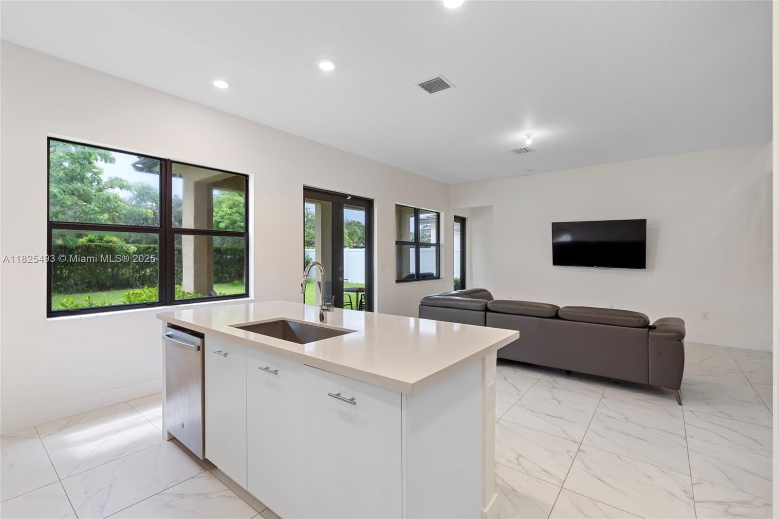 4349 SW 173rd Ave, Miramar, Florida image 17