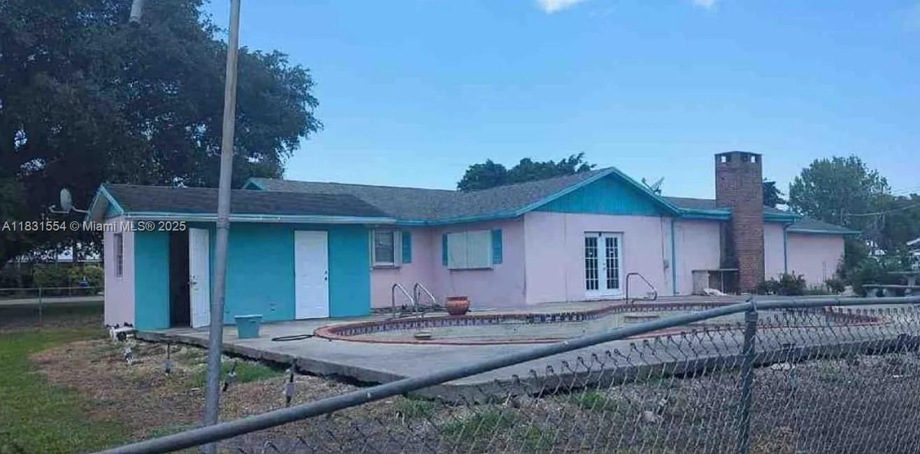 1025 SE 3rd St, Belle Glade, Florida image 2