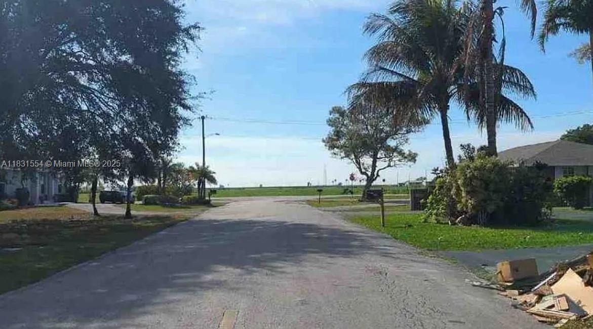 1025 SE 3rd St, Belle Glade, Florida image 3