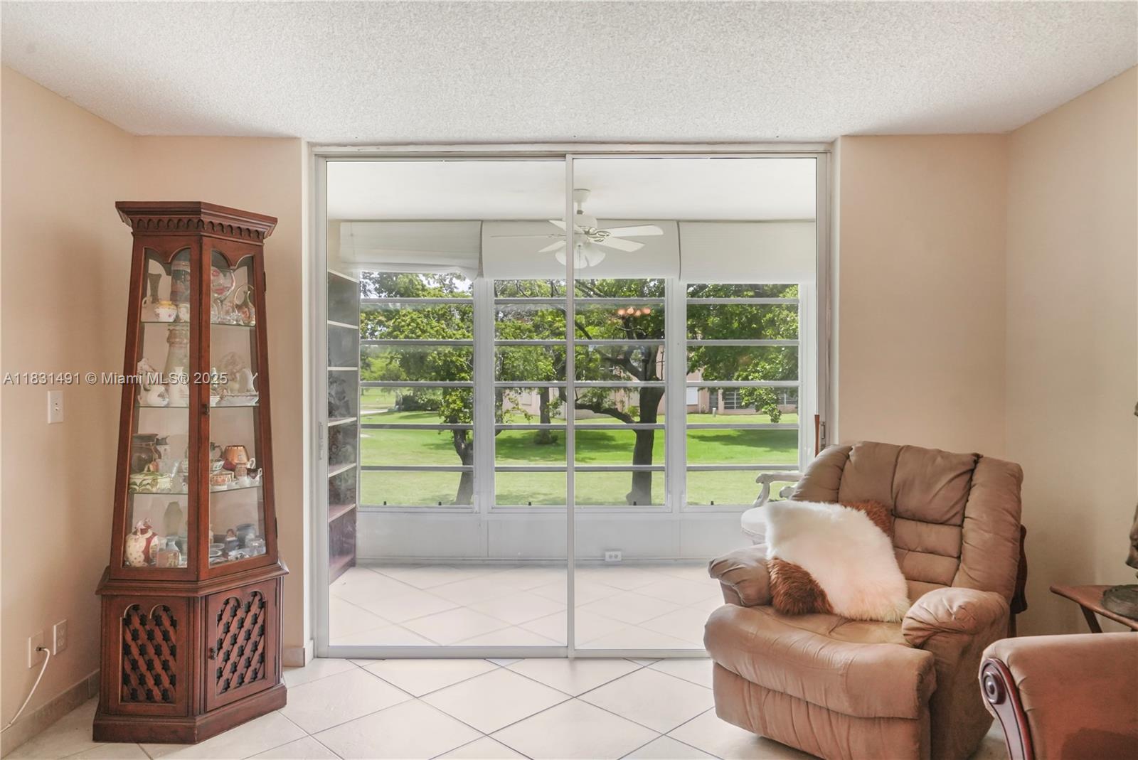 9261 Sunrise Lakes Blvd #203, Sunrise, Florida image 6