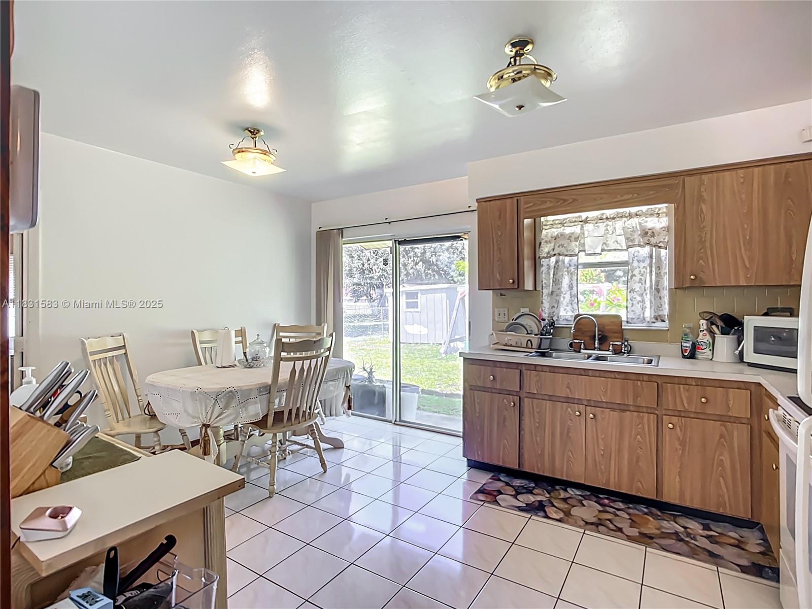 1206 E 27th Street, Bradenton, Florida image 13