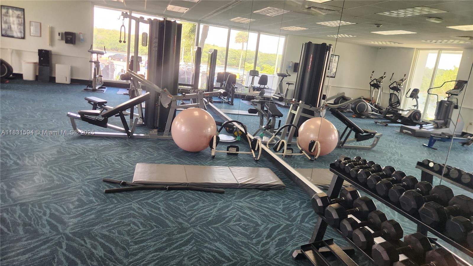 500 Bayview Dr #1725, Sunny Isles Beach, Florida image 38