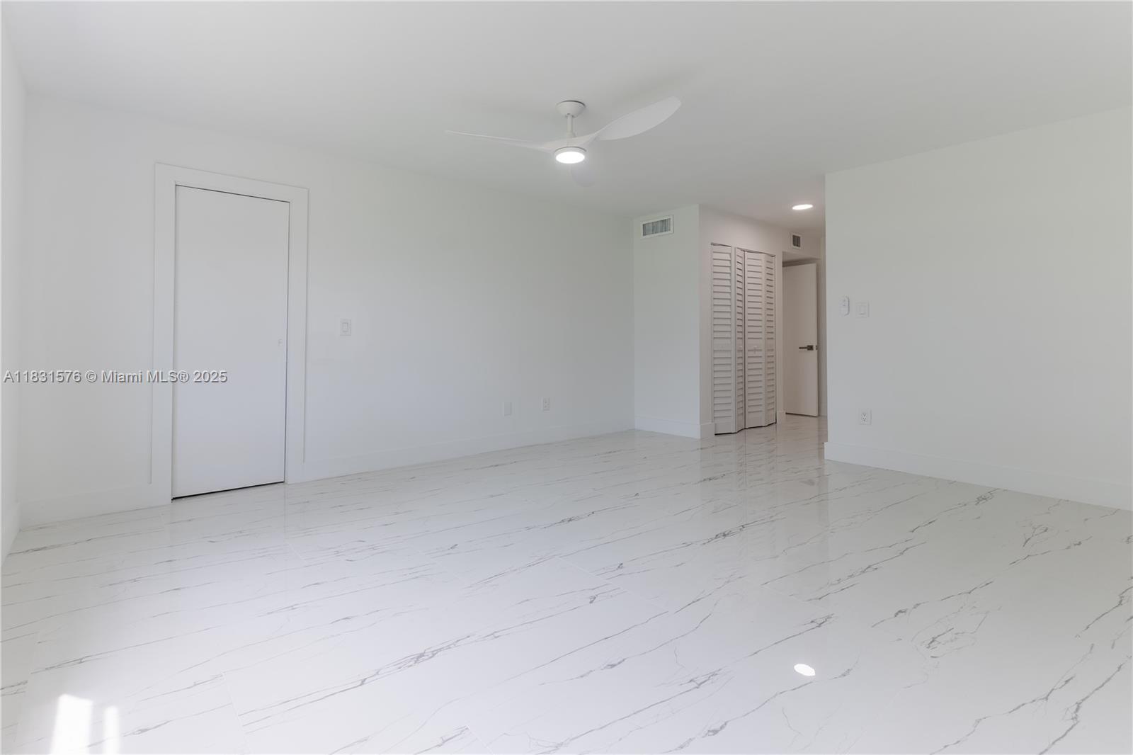 8435 Casa Del Lago #C, Boca Raton, Florida image 24