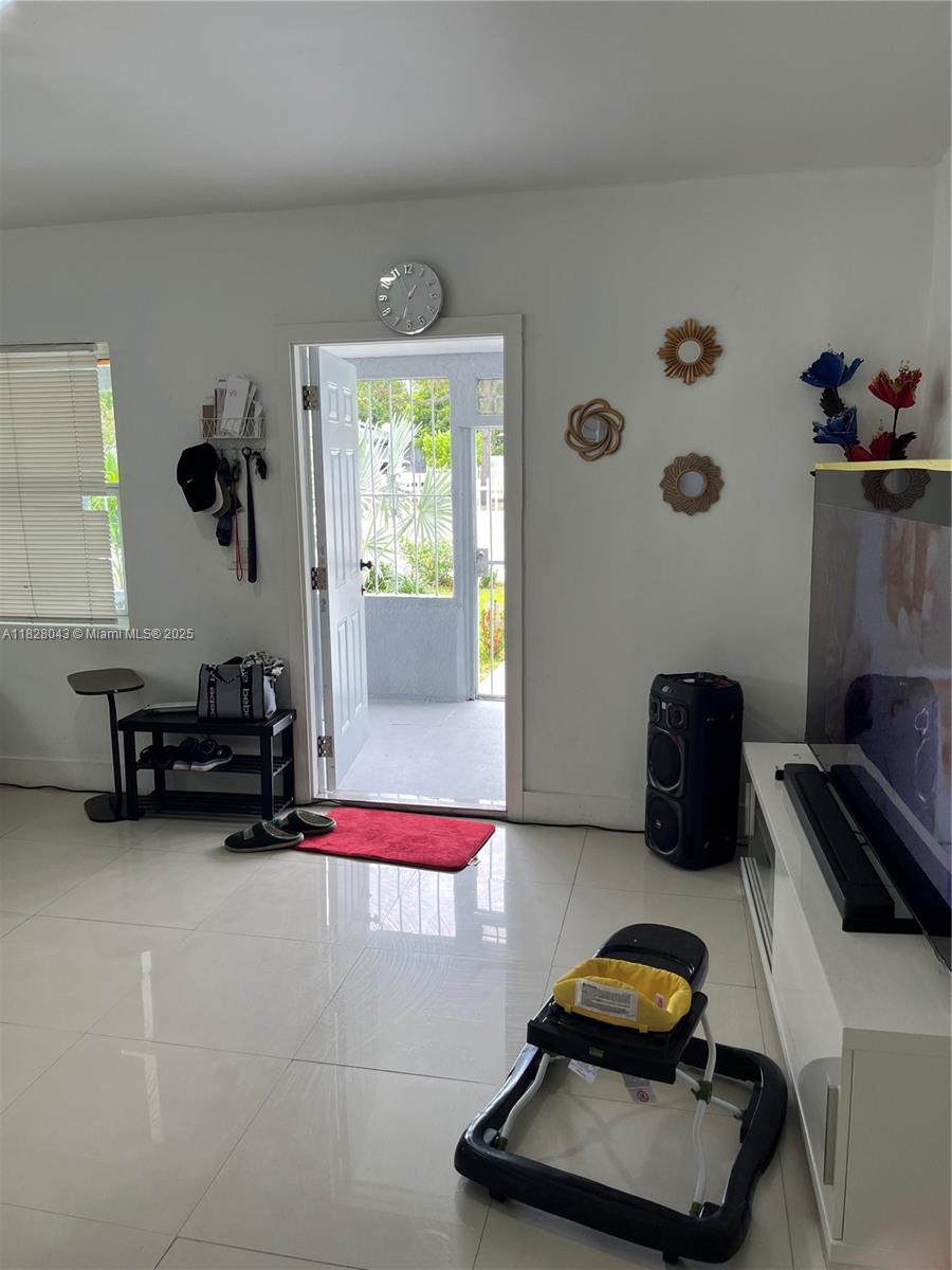 16430 NW 22nd Ave, Miami Gardens, Florida image 18
