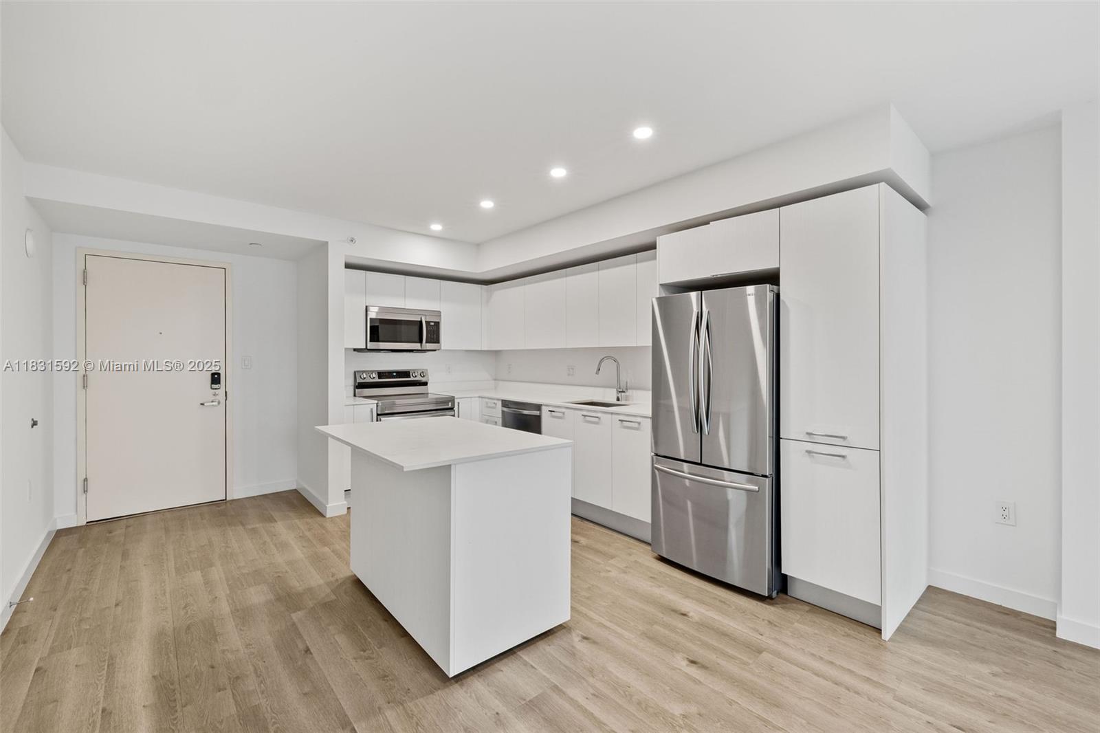 Property photo # 7