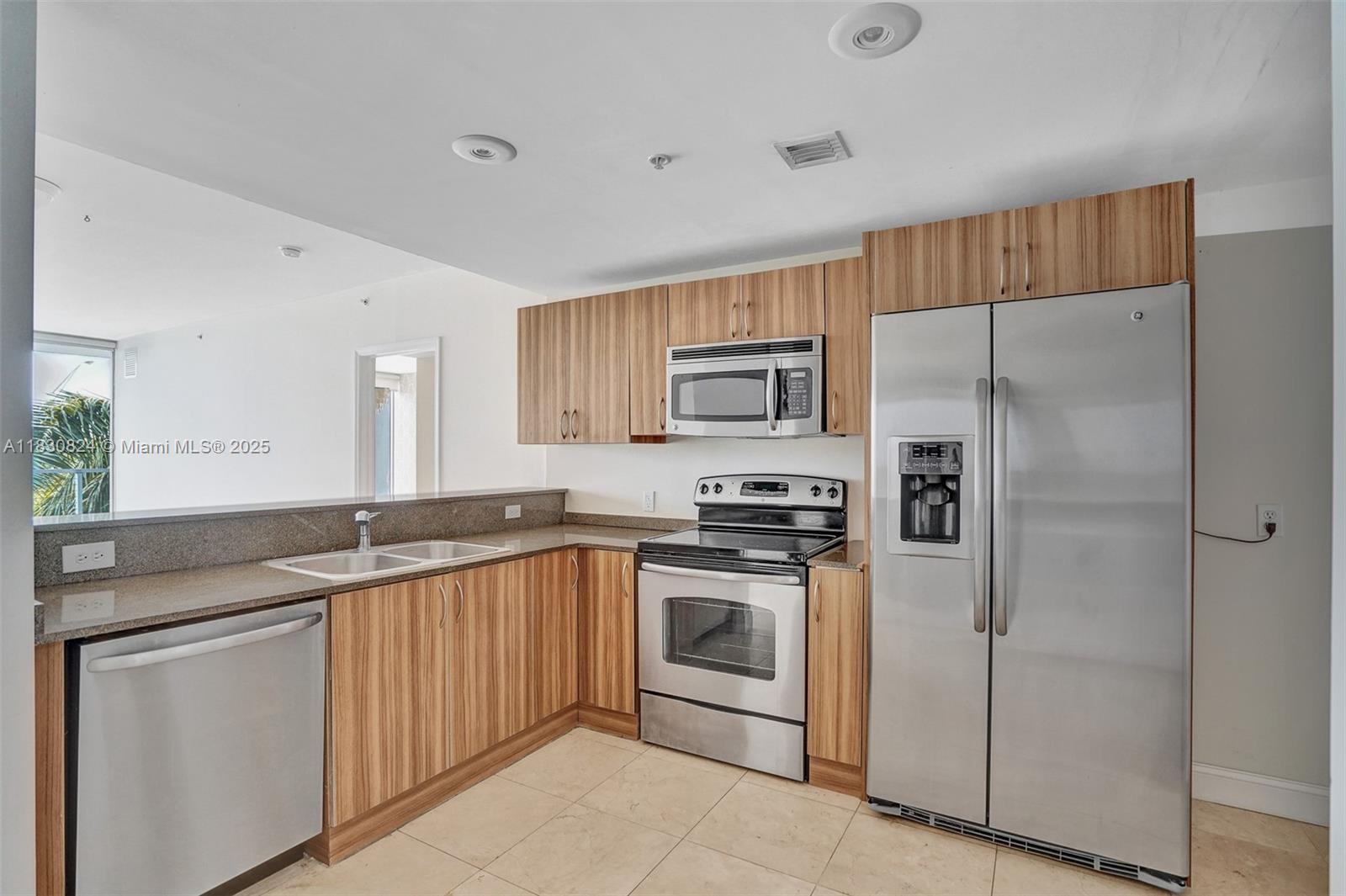 6305 Indian Creek Dr #3B, Miami Beach, Florida image 6