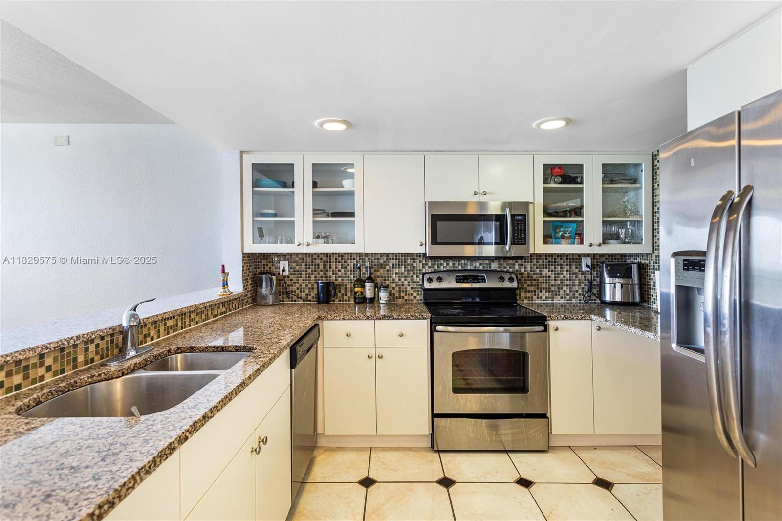 Property photo # 4