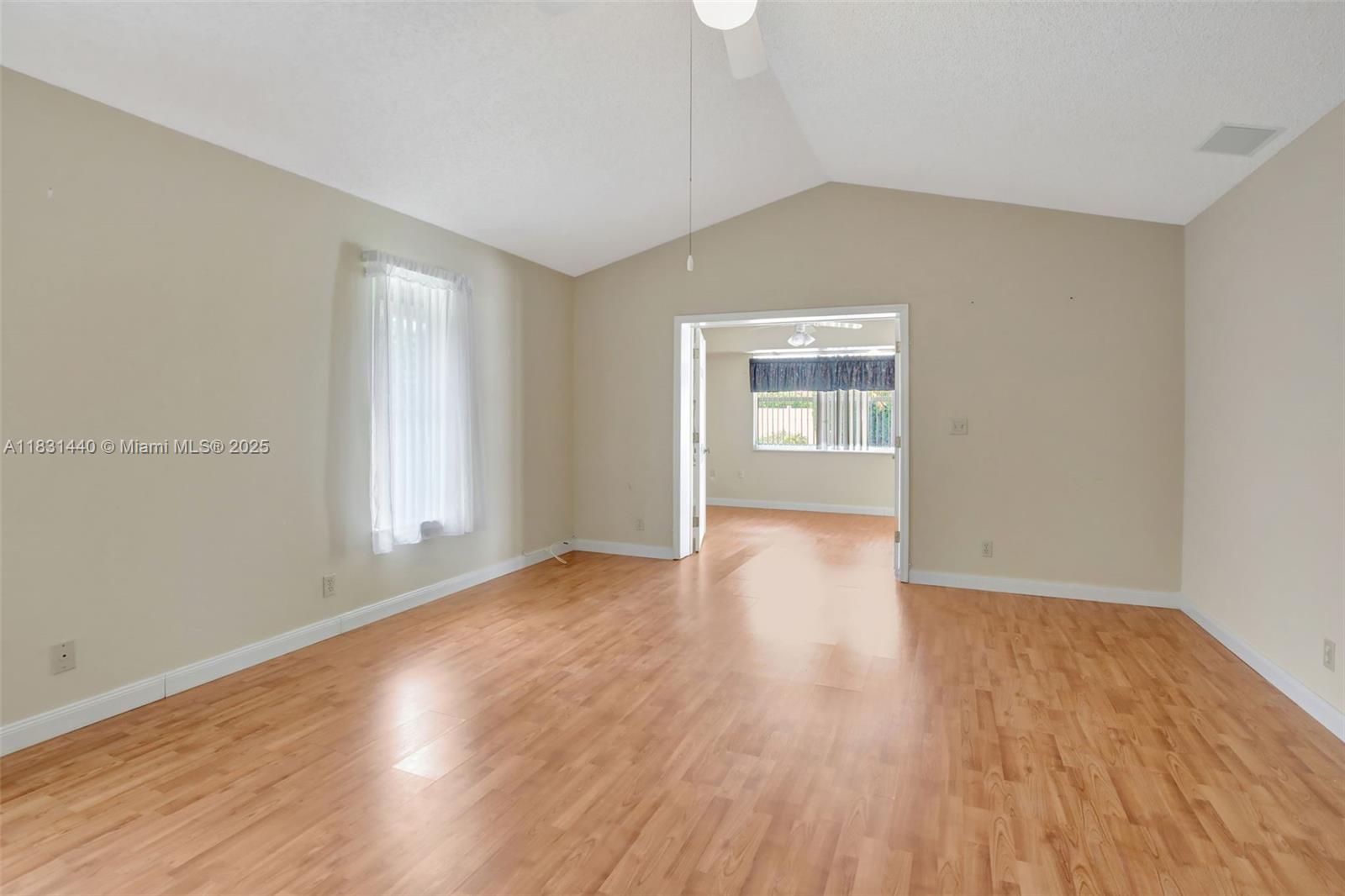 1600 SW 52nd Way, Plantation, Florida image 4