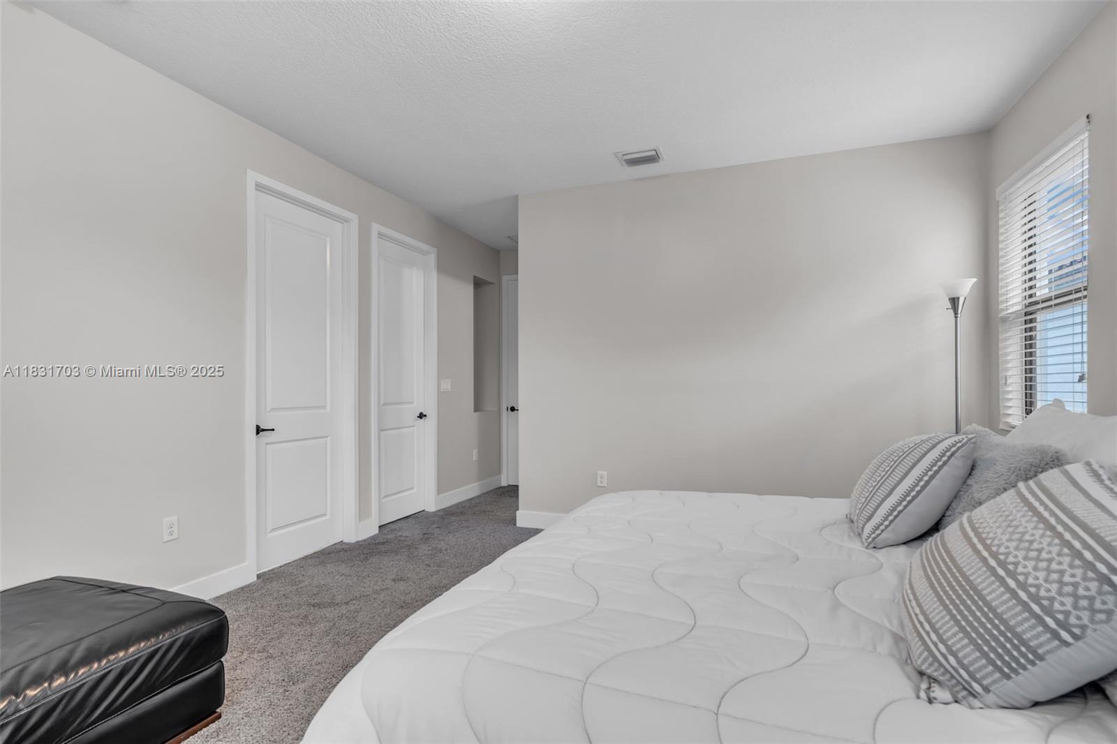 3274 W 96th Pl, Hialeah, Florida image 36