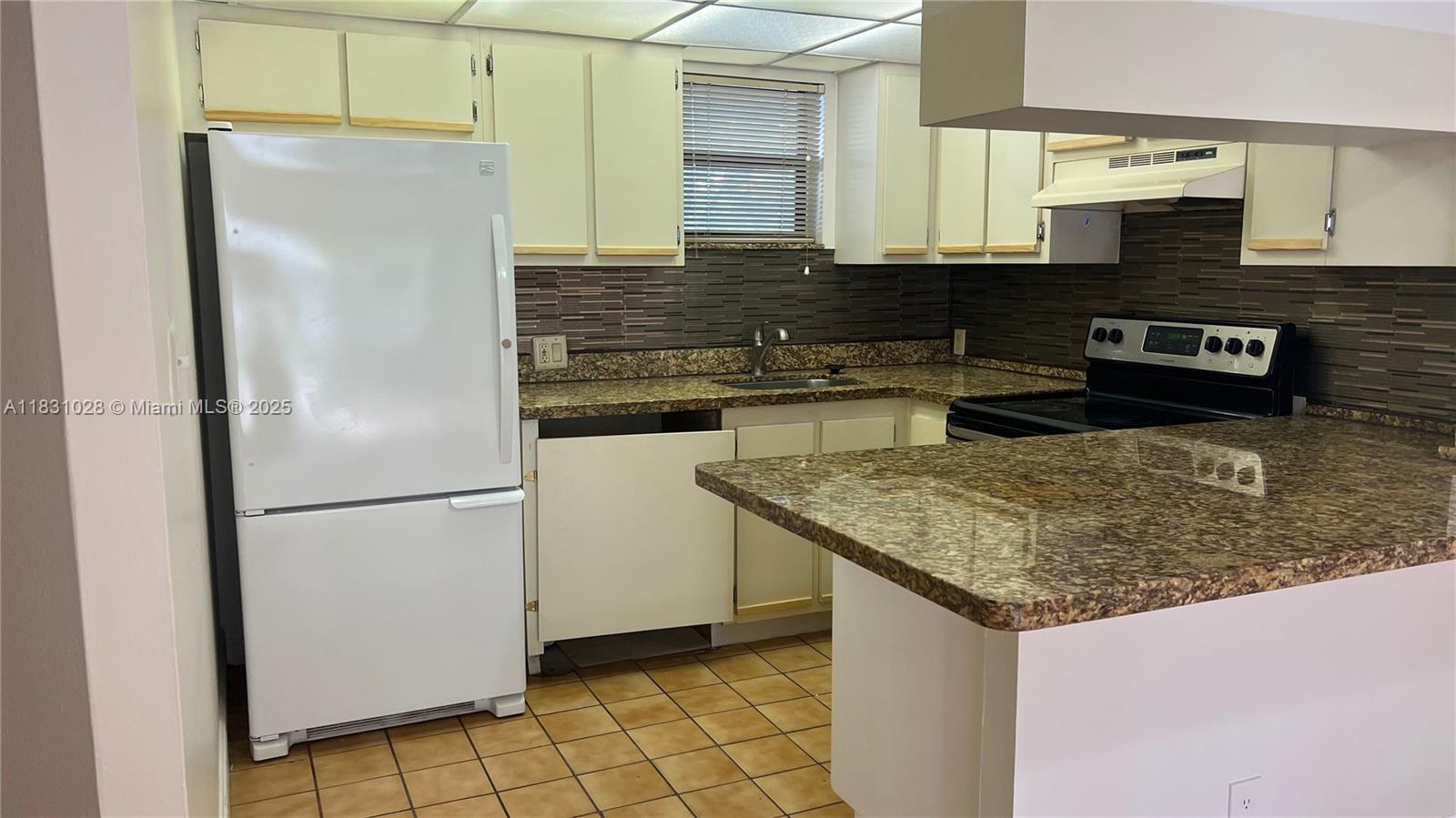 Property photo # 9