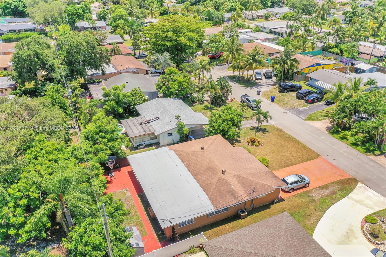 2201 N 57th Ter, Hollywood, Florida image 4