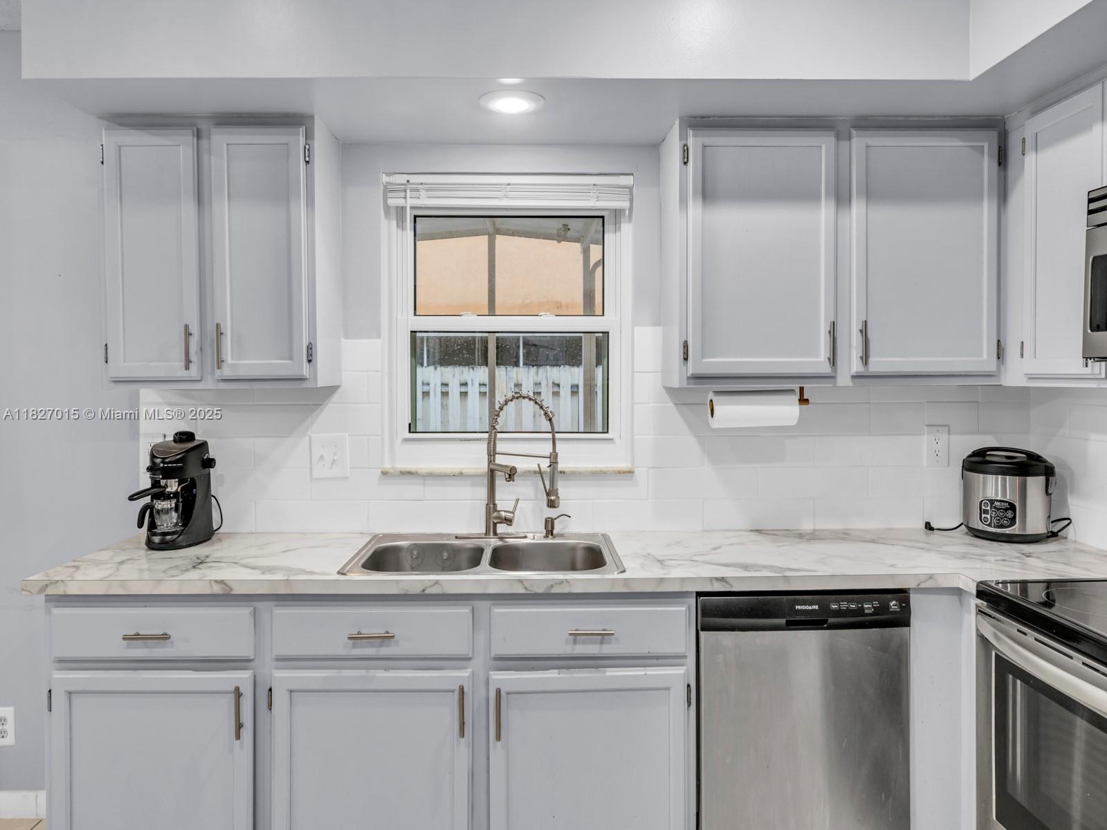 3131 Jasper Way, Miramar, Florida image 18