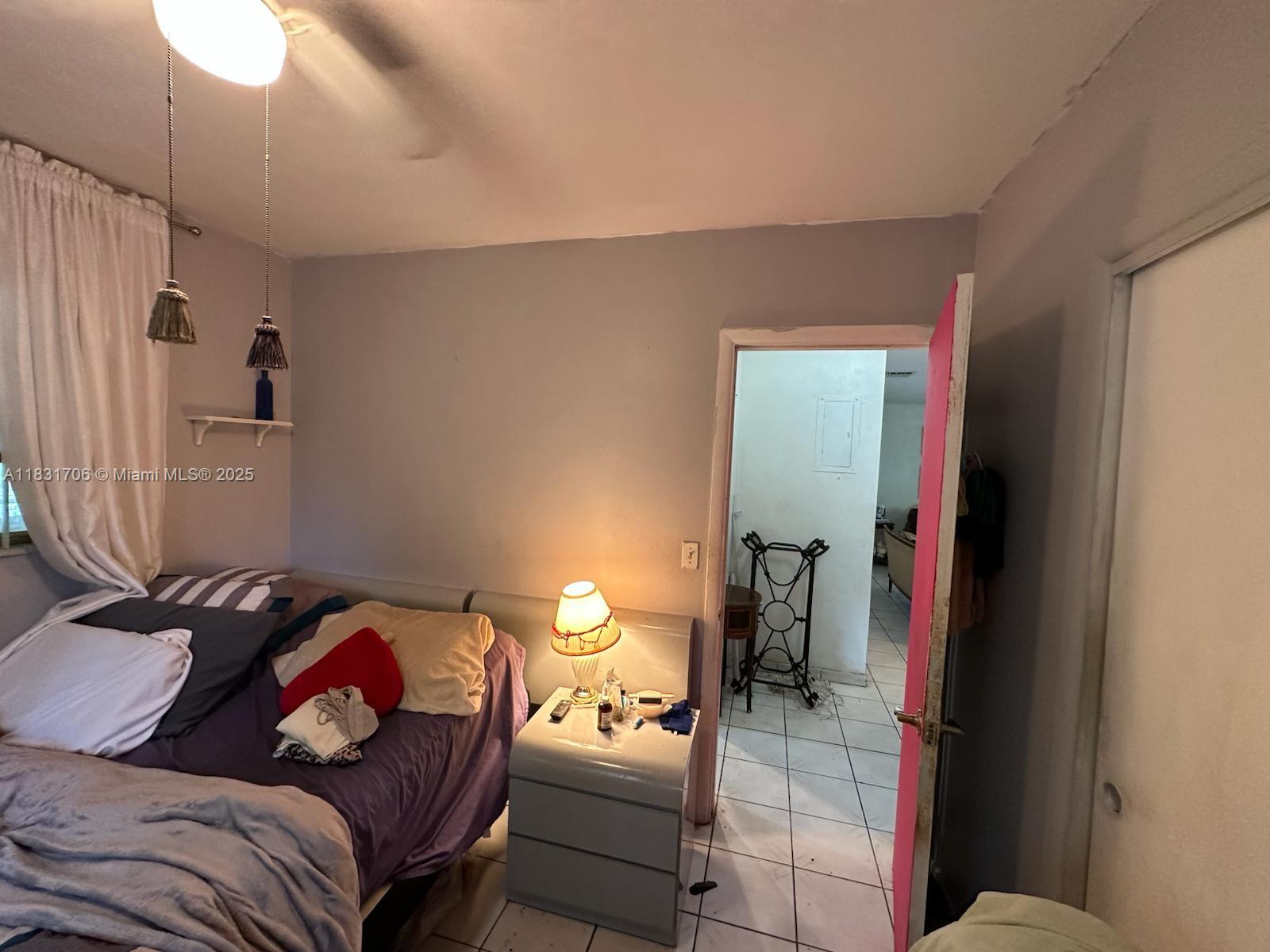 2400 N 57th Way, Hollywood, Florida image 47
