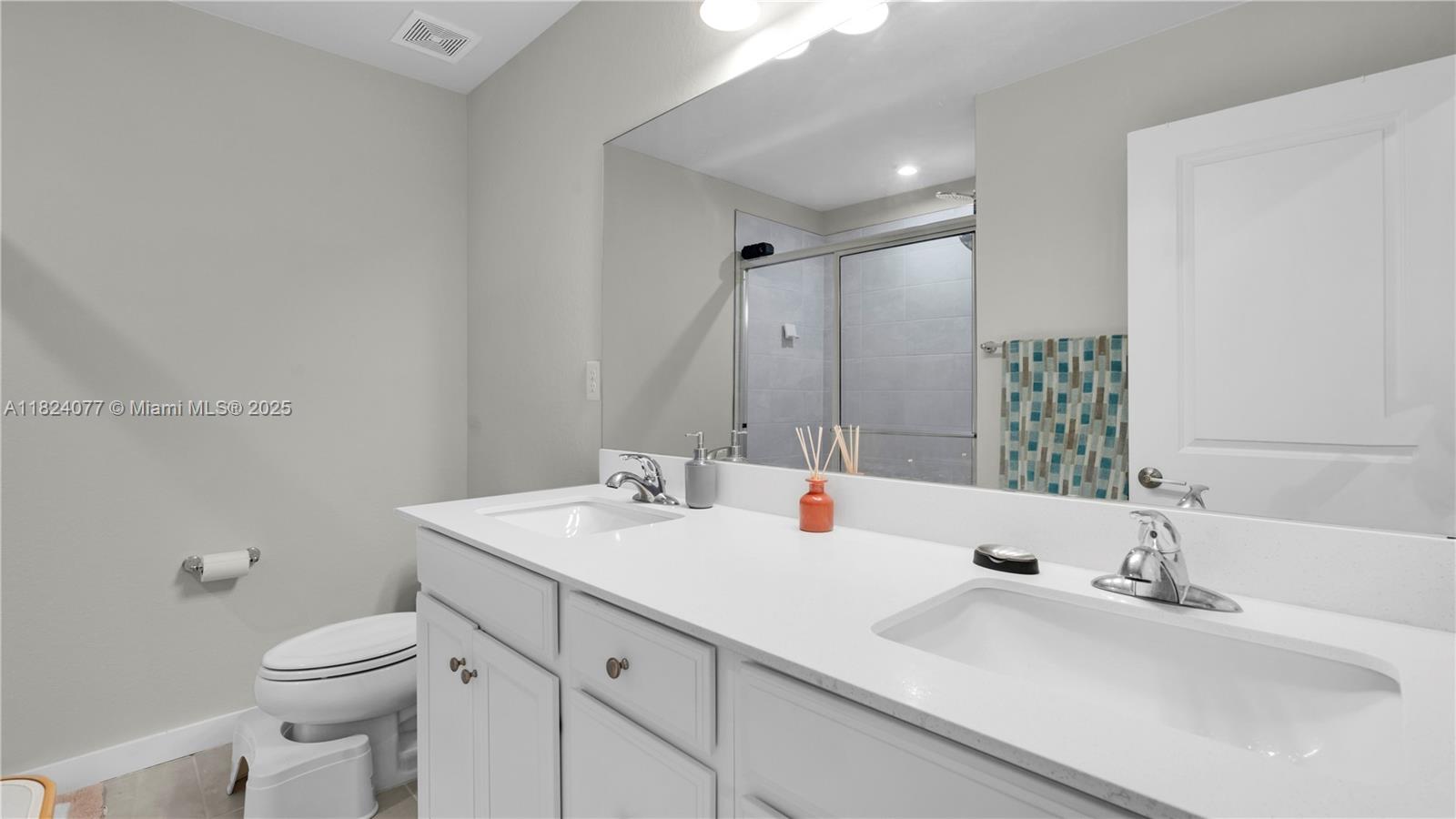 1025 NW 4th Ter, Florida City, Florida image 14
